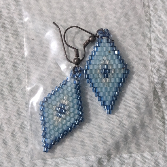 NEW Seed Bead Earrings Blue Diamond - Picture 5 of 6